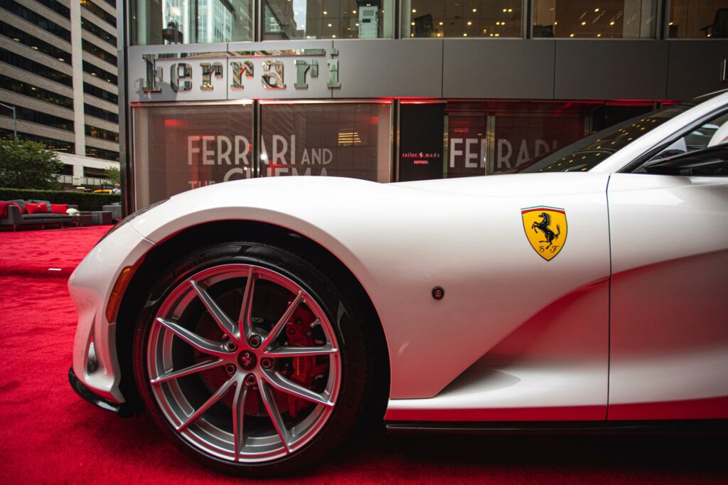 Vertragshändler - Ferrari Club Switzerland